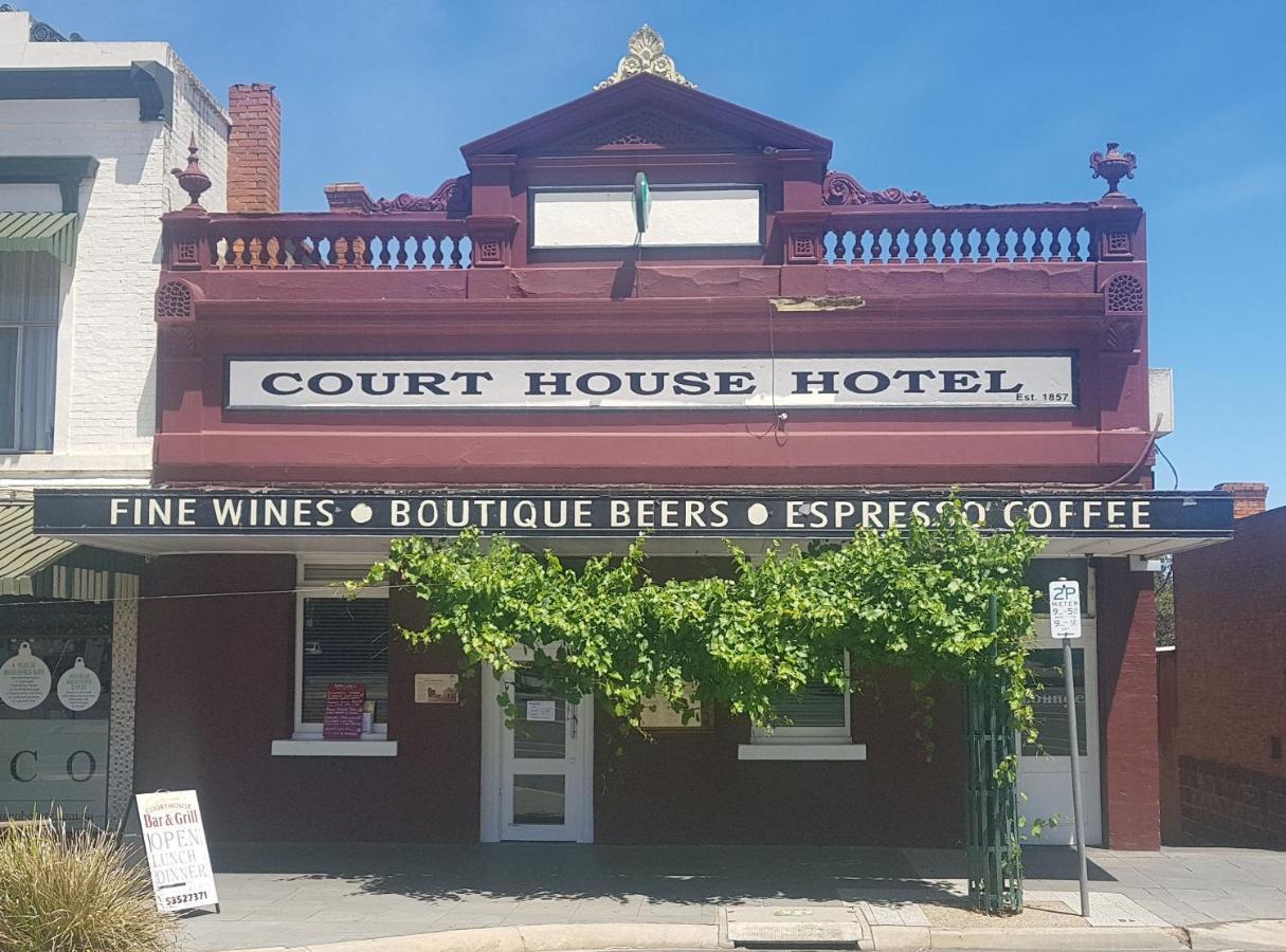 Courthouse Hotel Ararat Exterior photo